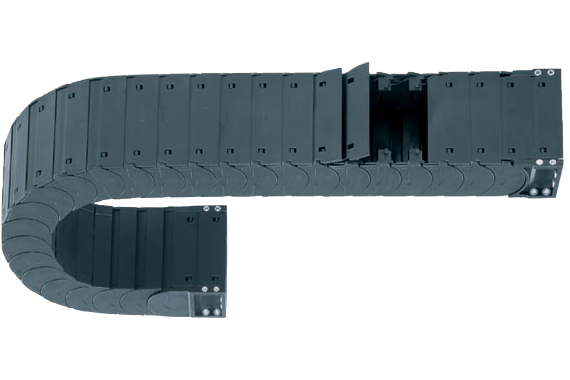 R68, la première gaine porte-câbles signée igus