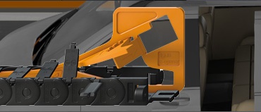 Chaîne porte-câbles près de portes