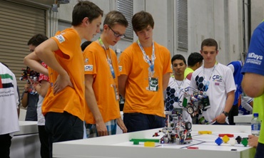 Robo TV avec son robot en Lego